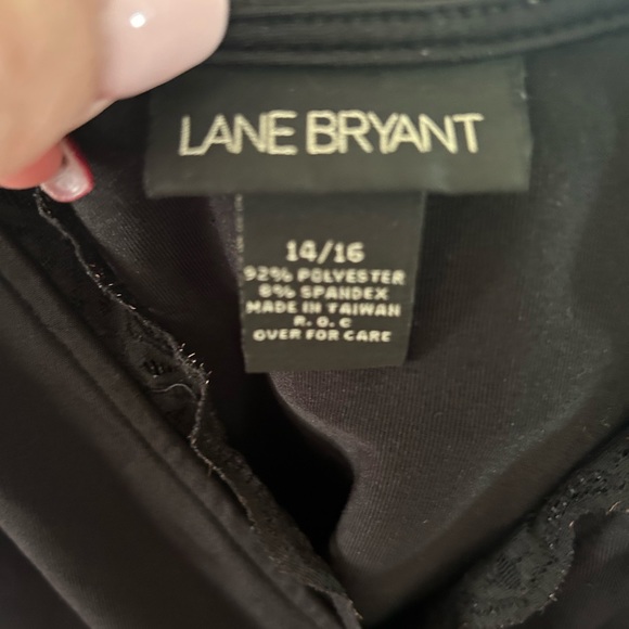 Beautiful top with Lace decal by Lane Bryant - Picture 2 of 4